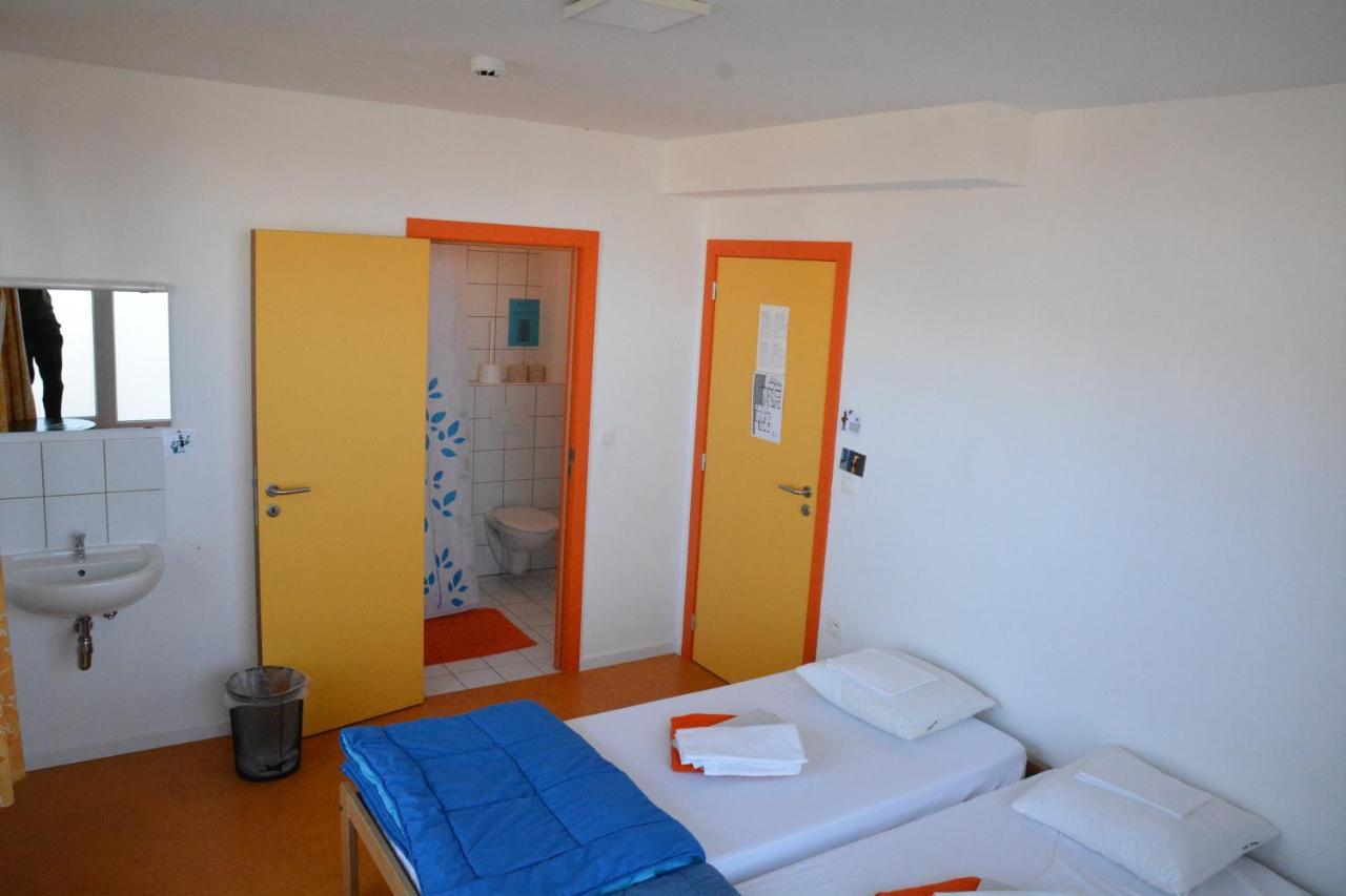 Le Fagotin - Youth Hostel ストゥモン エクステリア 写真