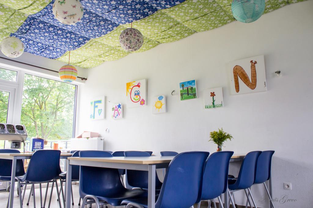 Le Fagotin - Youth Hostel ストゥモン エクステリア 写真
